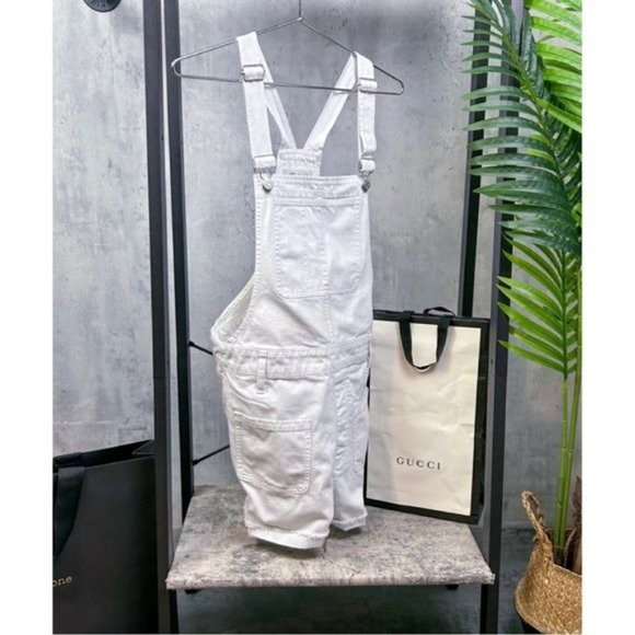 MADEWELL | Adirondack Denim White Washed Jean Shorts Overalls in ‘Tile White’ - Picture 3 of 12